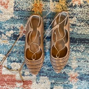Women's String-Tie Flats